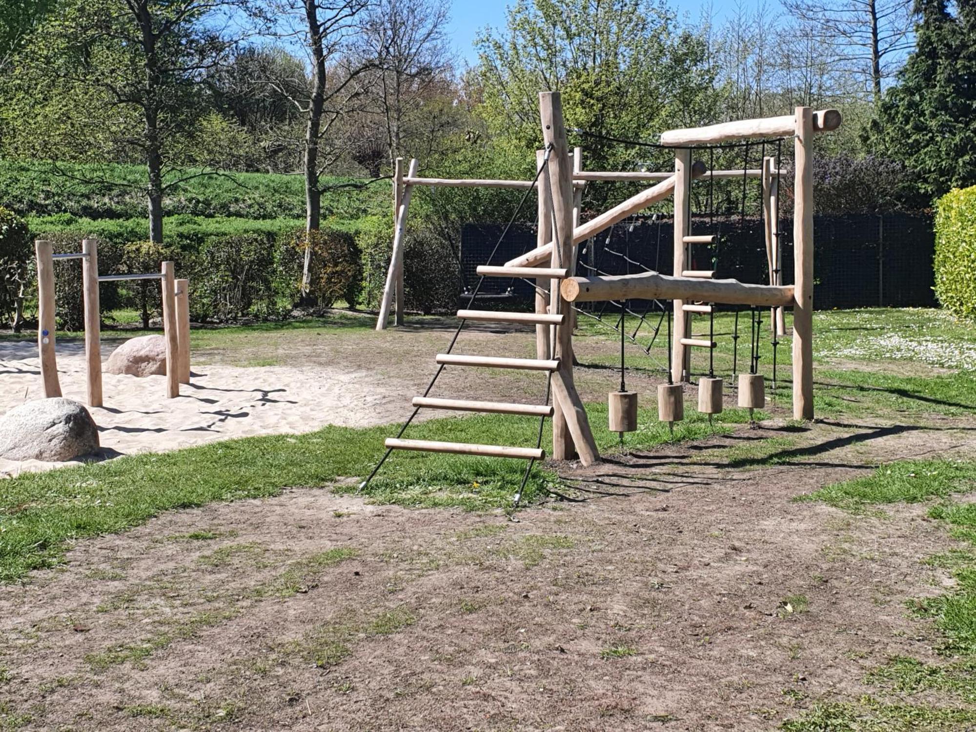 Vakantiehuis Op Villapark Oesterbaai Aan Zee , Met Speeltuin Grenzend Aan De Tuin Вемелдинге Стая снимка